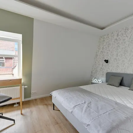 Jasne Studia Victus Blisko Plazy By Renters