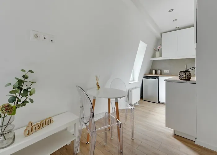 Victus Apartamenty, Panamera